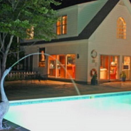 Miles River Guest House Истон Экстерьер фото